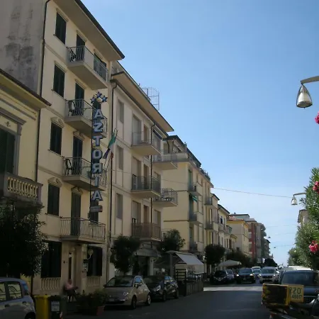 Viareggio, Via Iv Novembre Viareggio